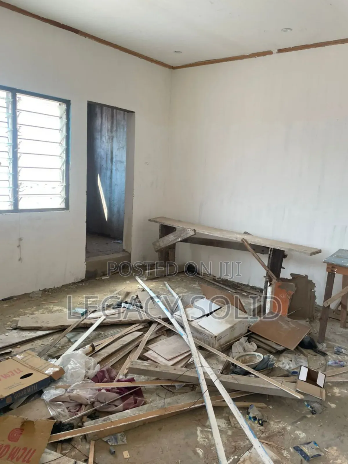 1bdrm Apartment in 𝙻𝚎𝚐𝚊𝚌𝚢 𝚜𝚘𝚕𝚒𝚍 𝚛𝚎𝚊𝚕, Teshie for rent