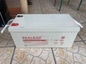 Sealed 12v / 200ah Battery