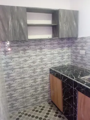 1bdrm Apartment in Race Course Lapaz for rent