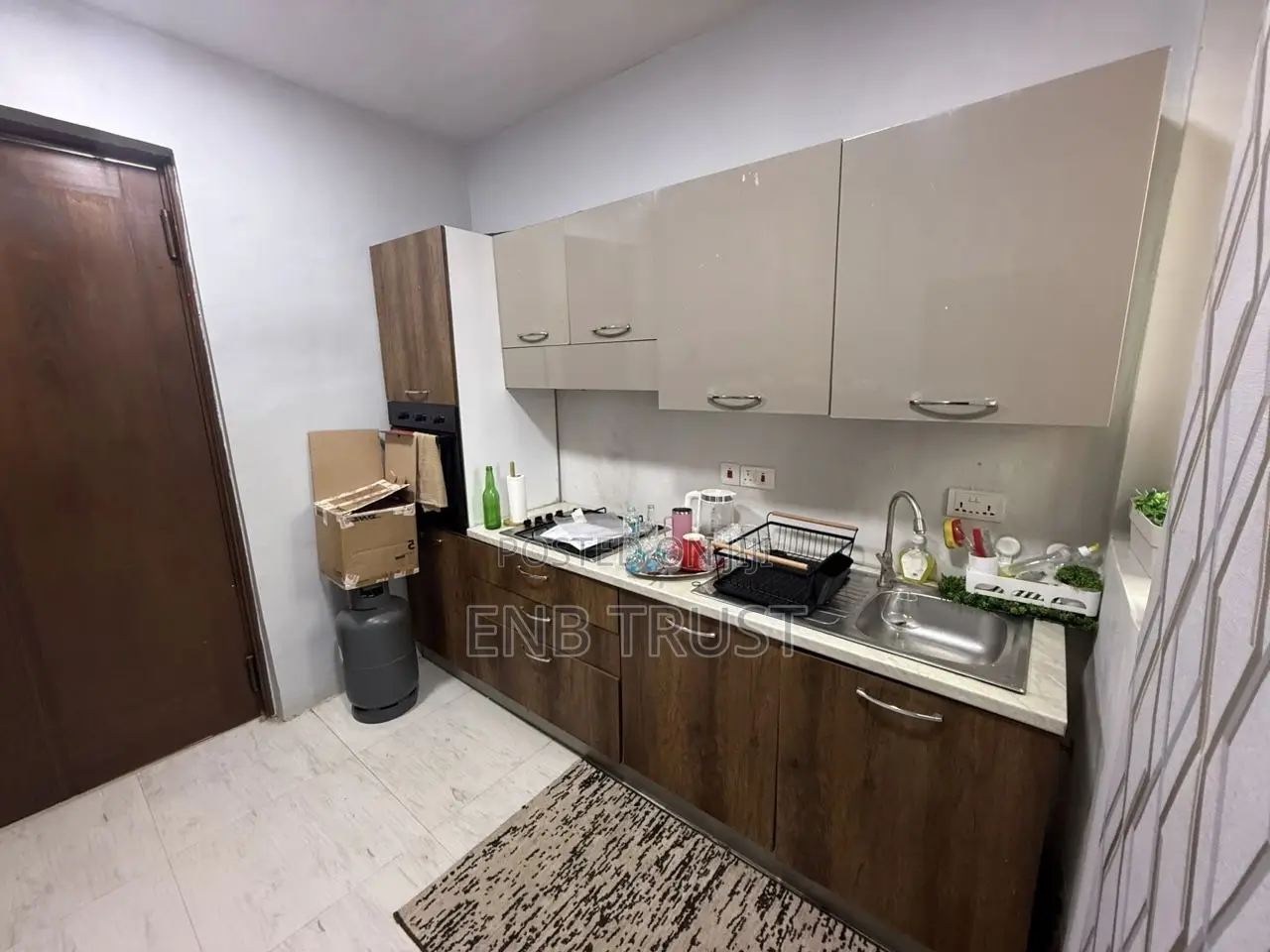 Furnished 3bdrm Townhouse / Terrace in West Land, Police Station