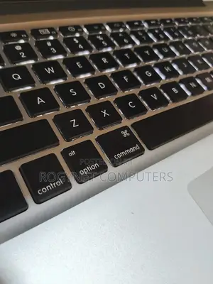Laptop Apple MacBook Pro 8GB Intel Core i5 HDD 500GB