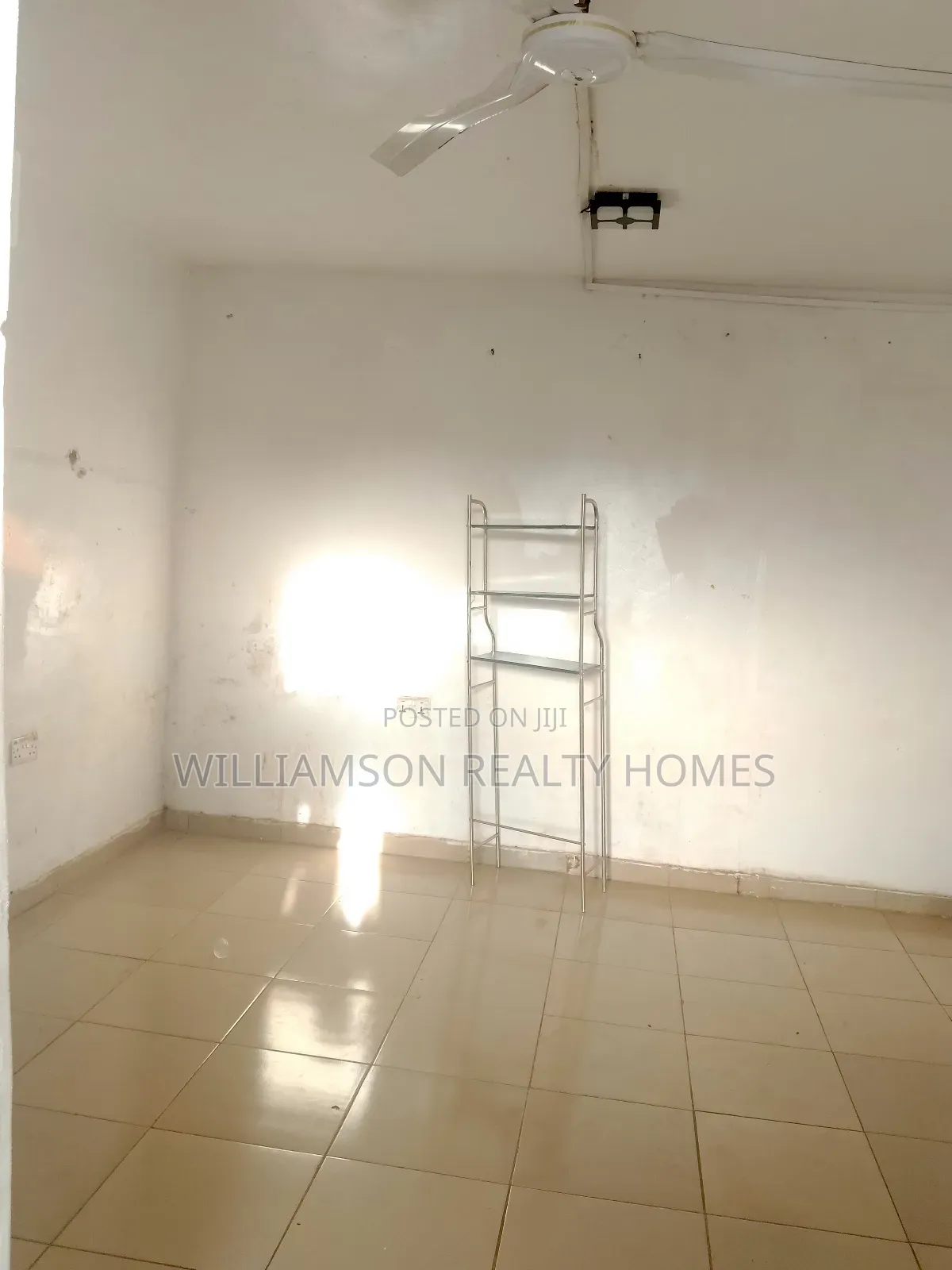 1bdrm Apartment in Community 18 Road, Spintex for rent