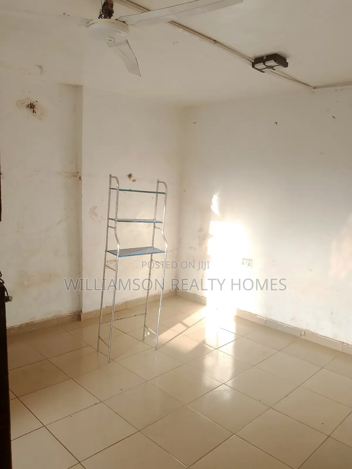 1bdrm Apartment in Community 18 Road, Spintex for rent