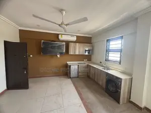 Ultra Modern 22 1and 2 Bedroom Apartments With Restaurant