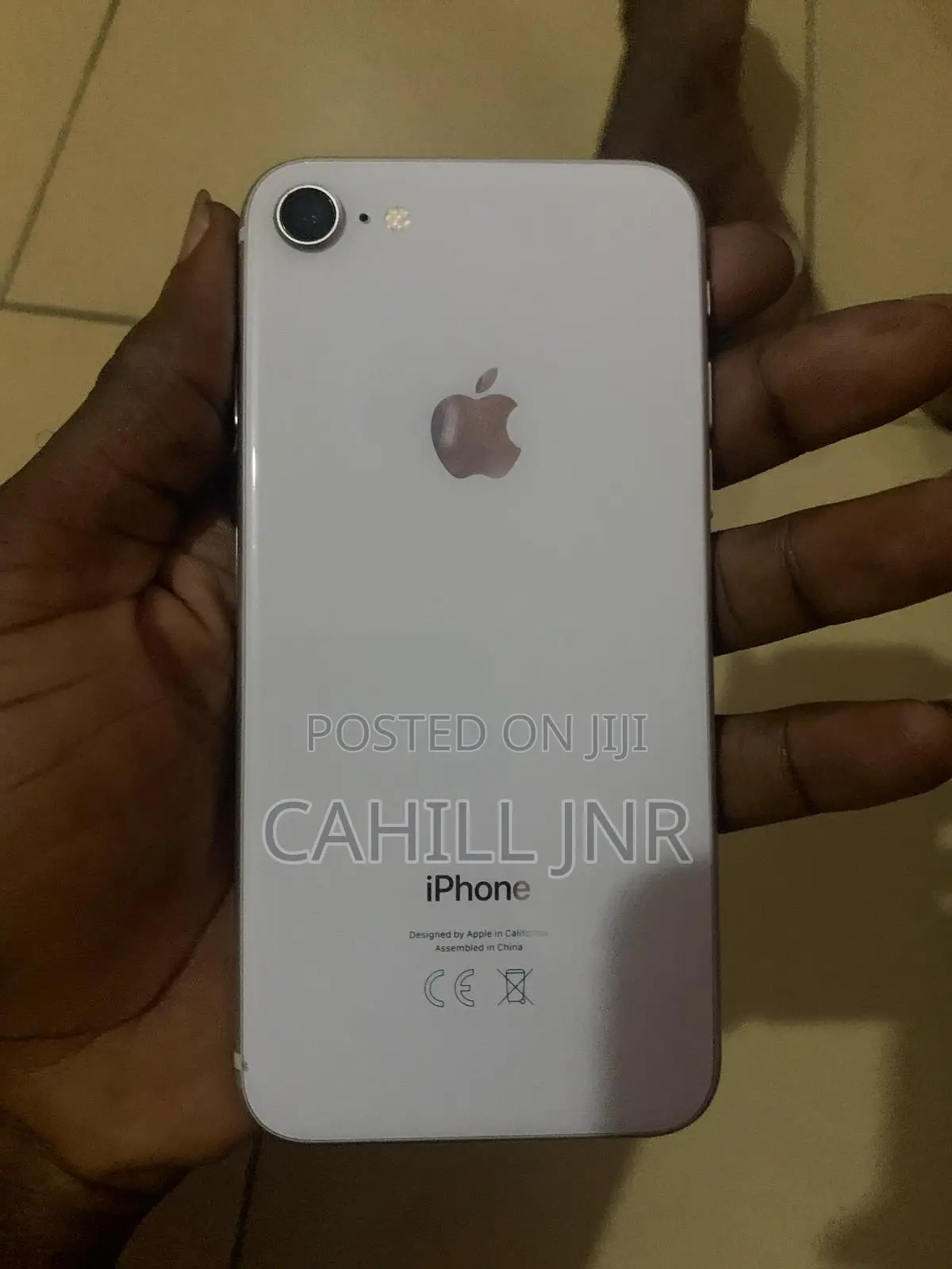 Apple iPhone 8 64 GB White
