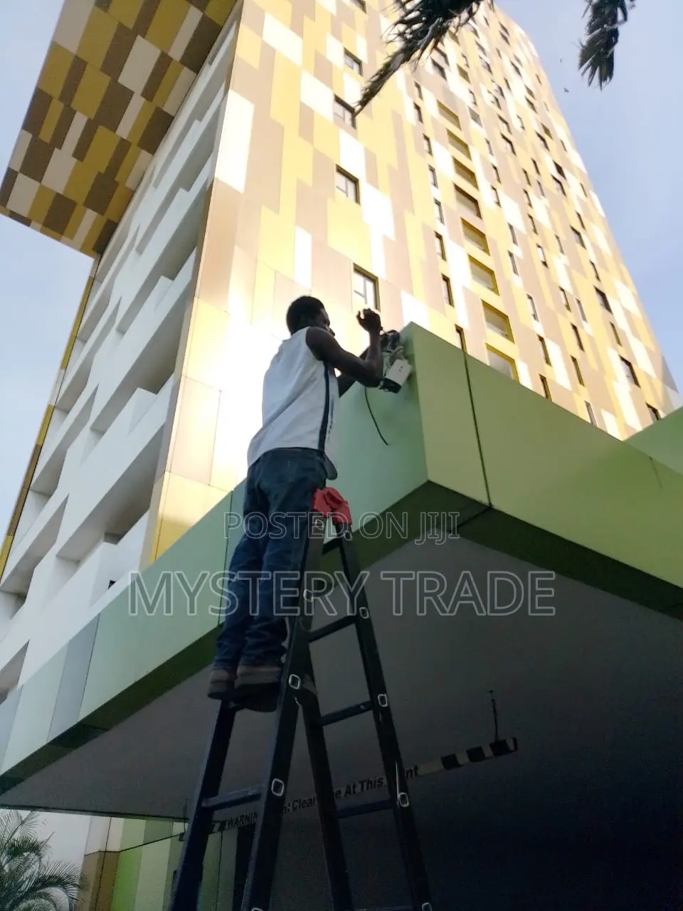 Professional Cctv Camera Installation Repairs Technician