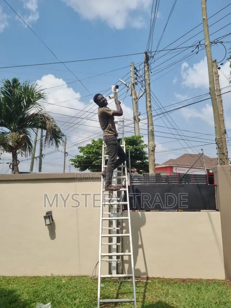 Professional Cctv Camera Installation Repairs Technician