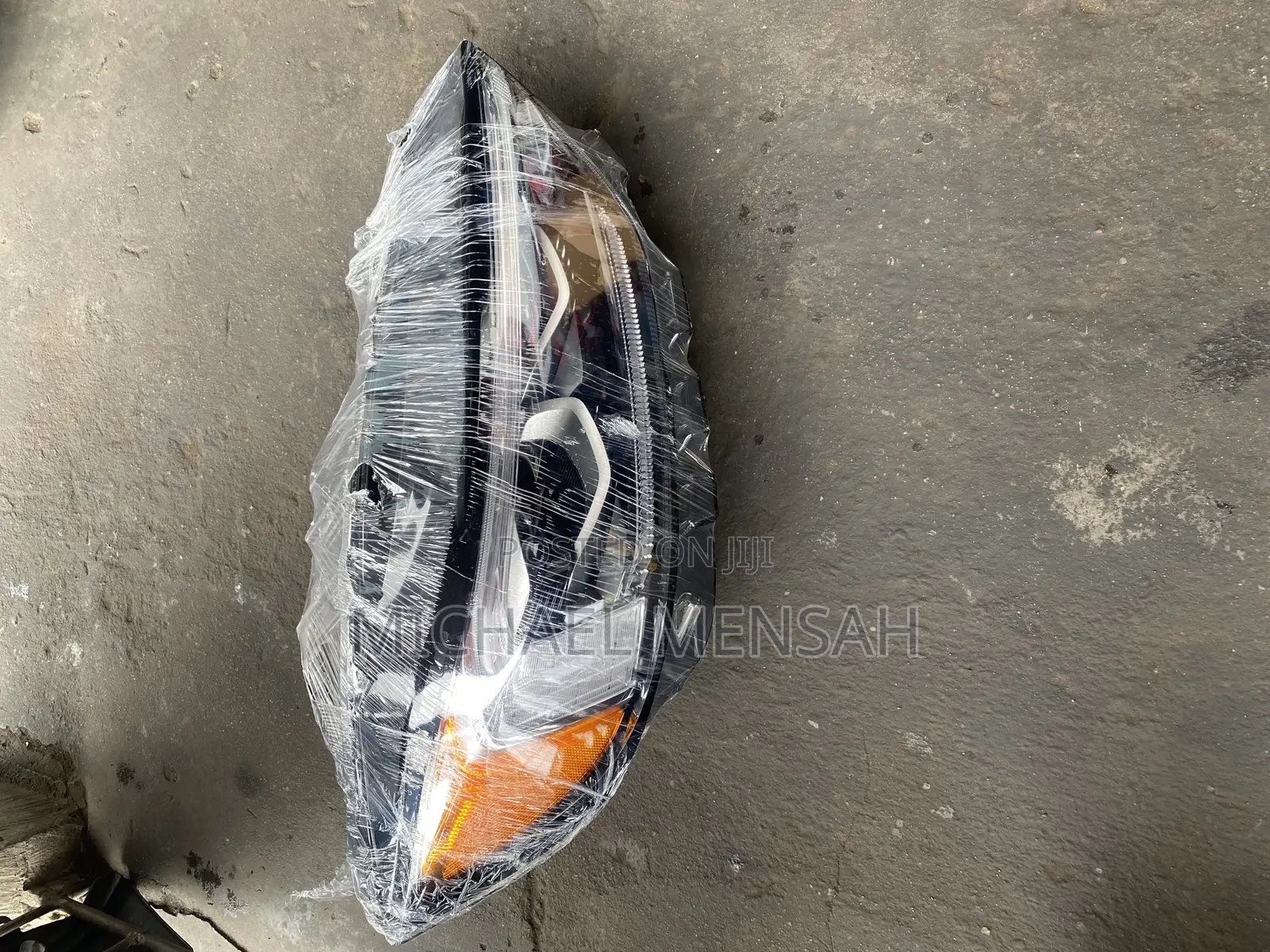 Ford Edge 2022 Head Light