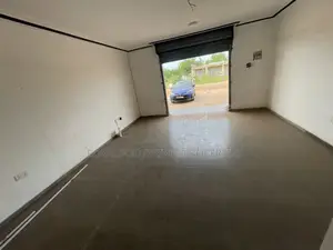 A Spacious Shop/Office Space