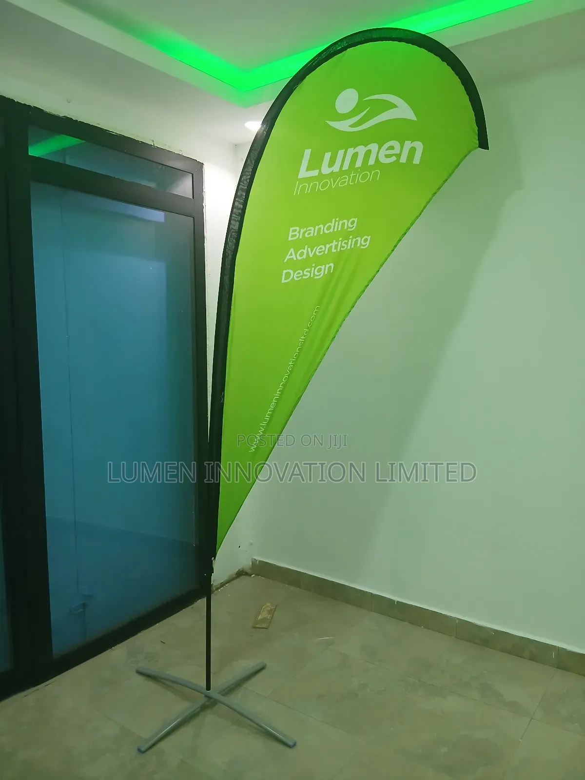 Teardrop Banners Flags With Print (3.4m)