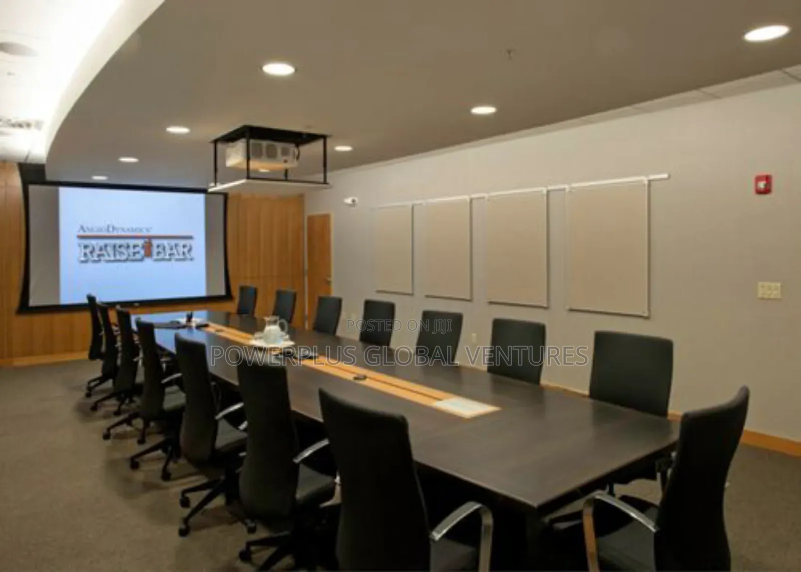 Smart Projector Rentals for Executive Meetings Conferences
