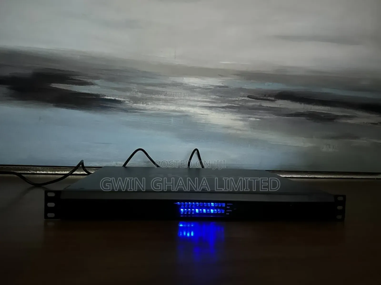 Pakedge S8hav 8port Gigabit Ethernet Switch W/High Power Poe