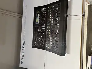 Midas M32r Mixer