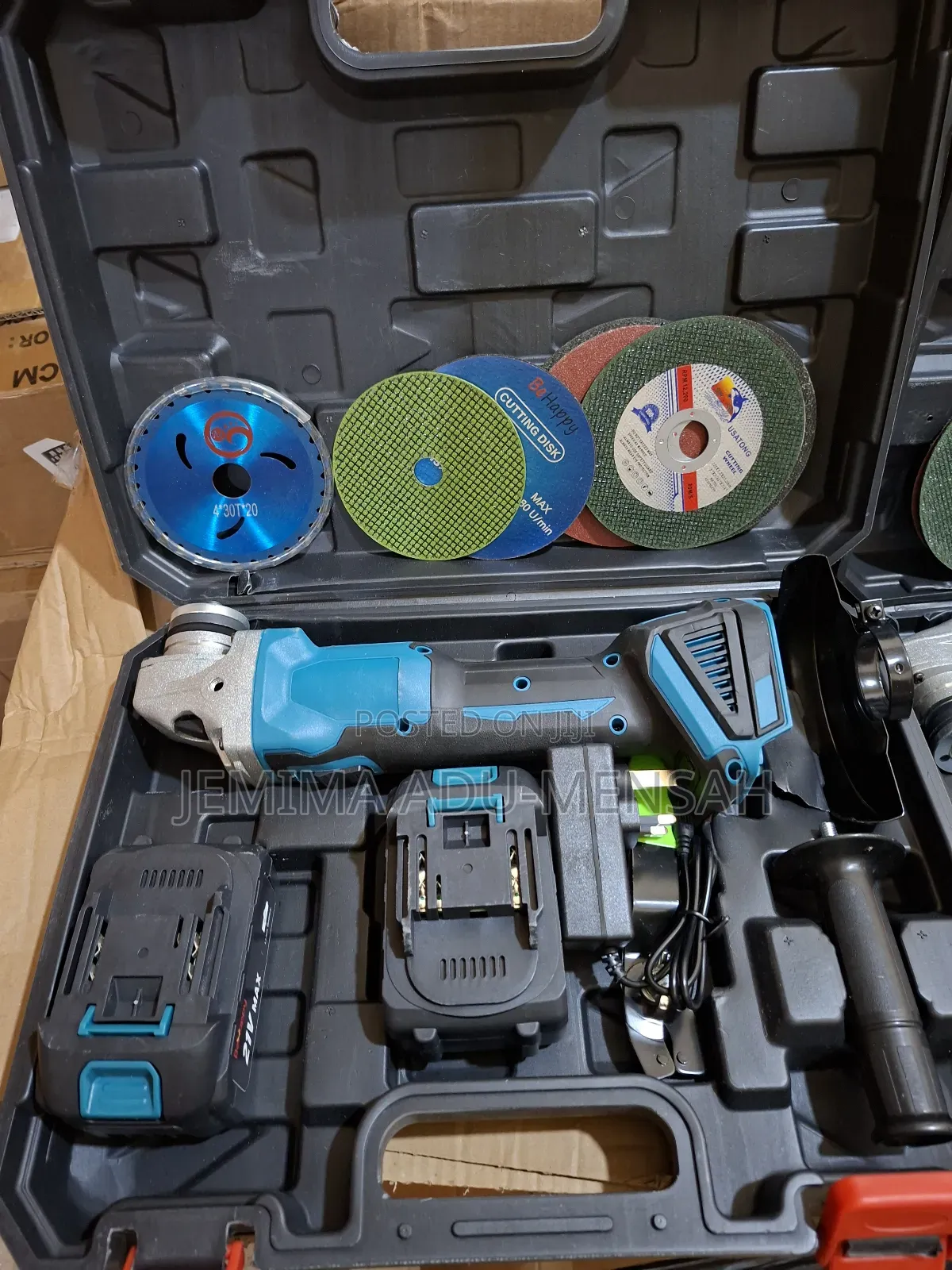 Cordless Rechargeable Angle Grinder – 21v Brushless Motor