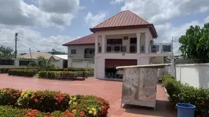 6bdrm Mansion in Cullands Ghana, Obuasi Municipal for sale