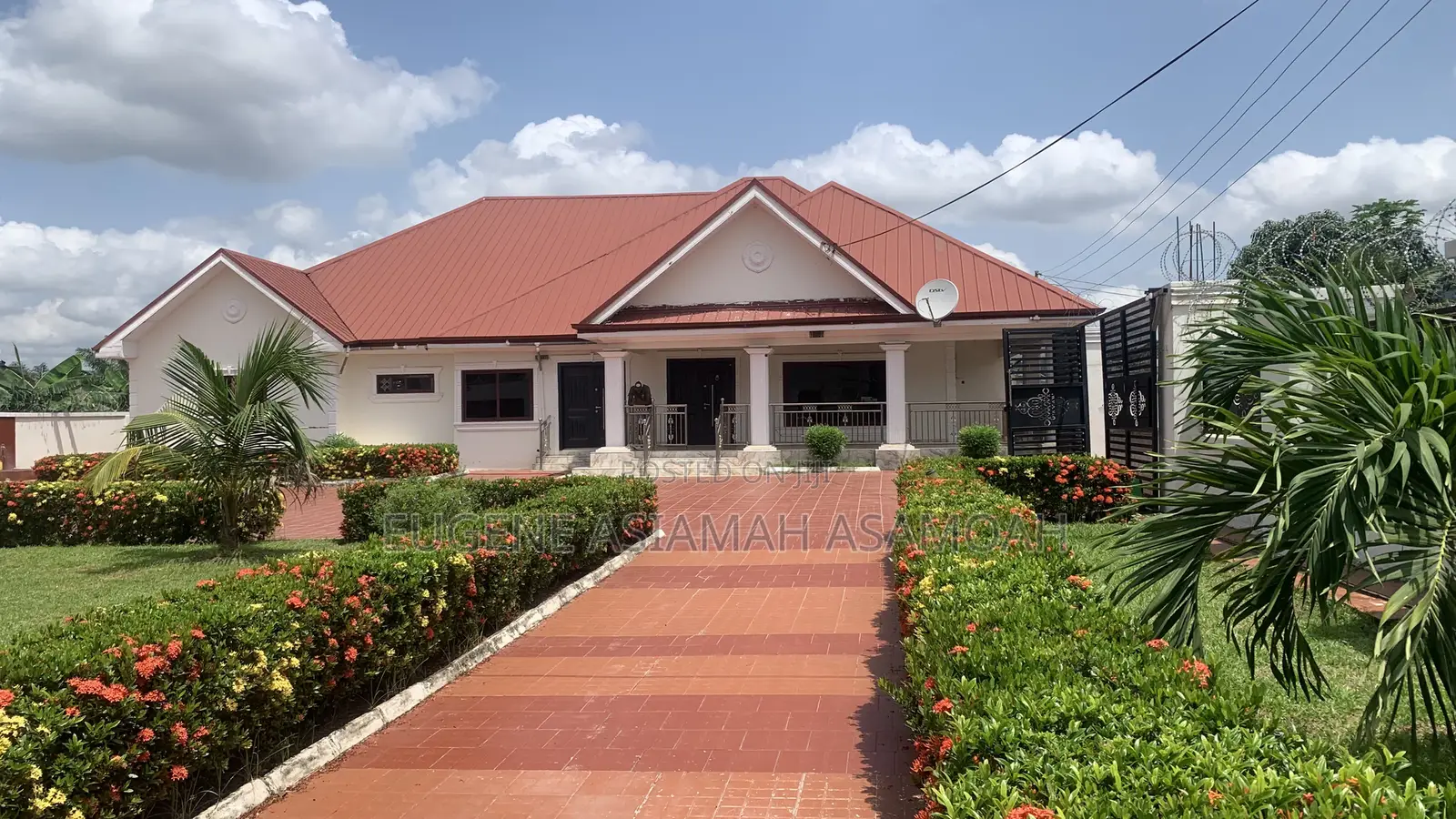 6bdrm Mansion in Cullands Ghana, Obuasi Municipal for sale