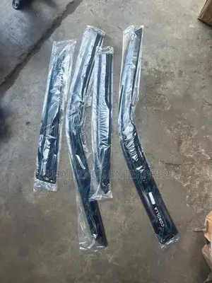 Corolla 1998-2001 Door Shade