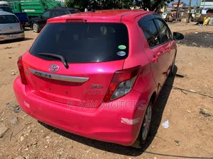 Toyota Vitz 1.3 AWD 3dr 2012 Pink