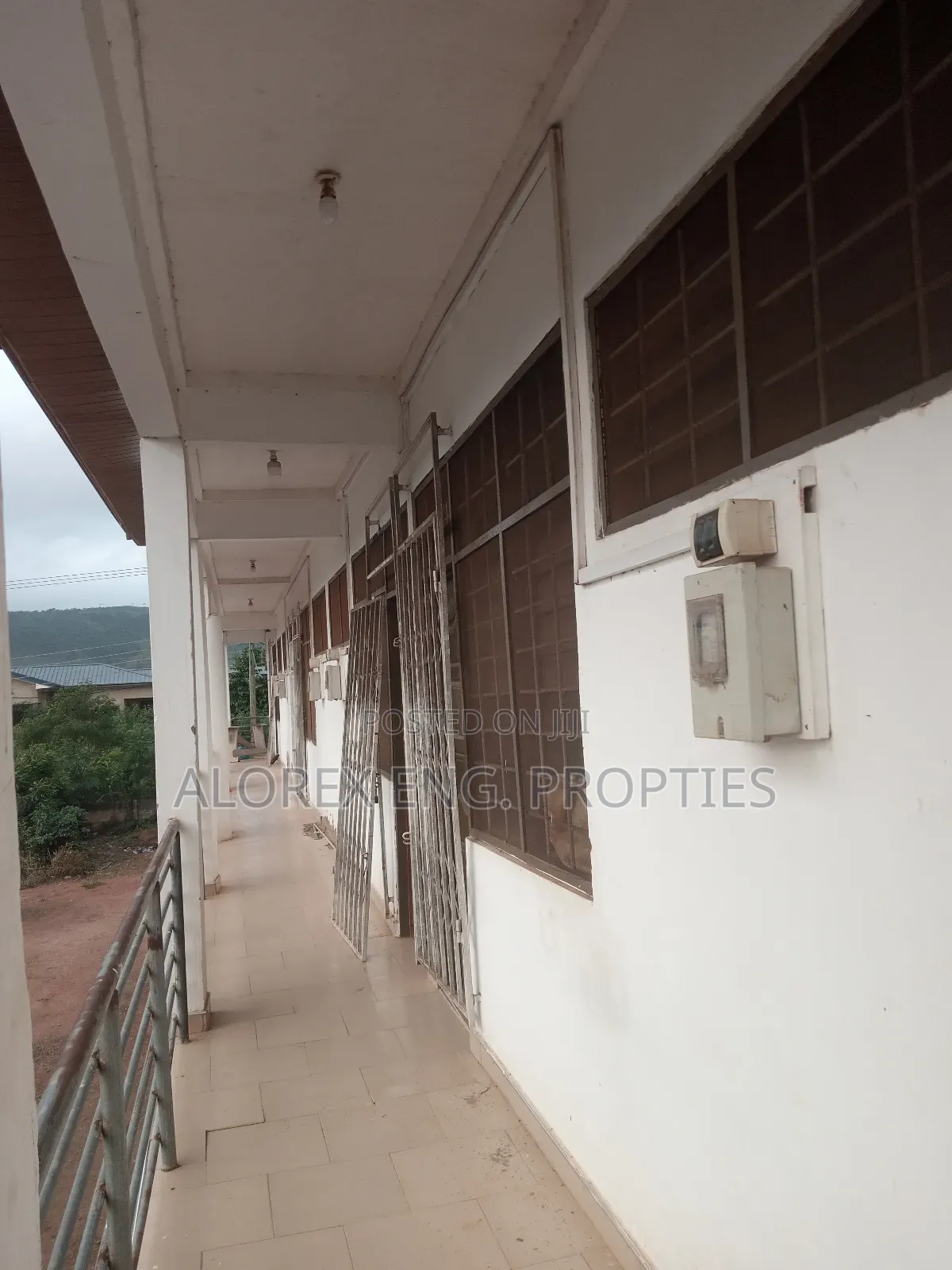 1bdrm Apartment in Chamber Self, Danfa for rent