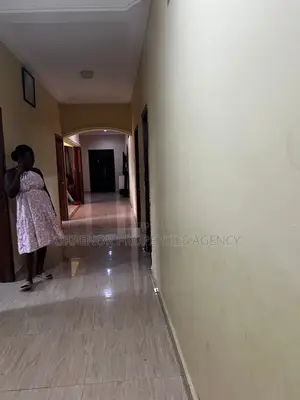 6bdrm House in Katamanso, Malejor for rent