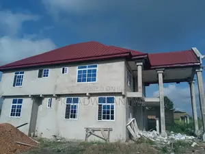 5bdrm Mansion in Ejisu-Juaben Municipal for sale