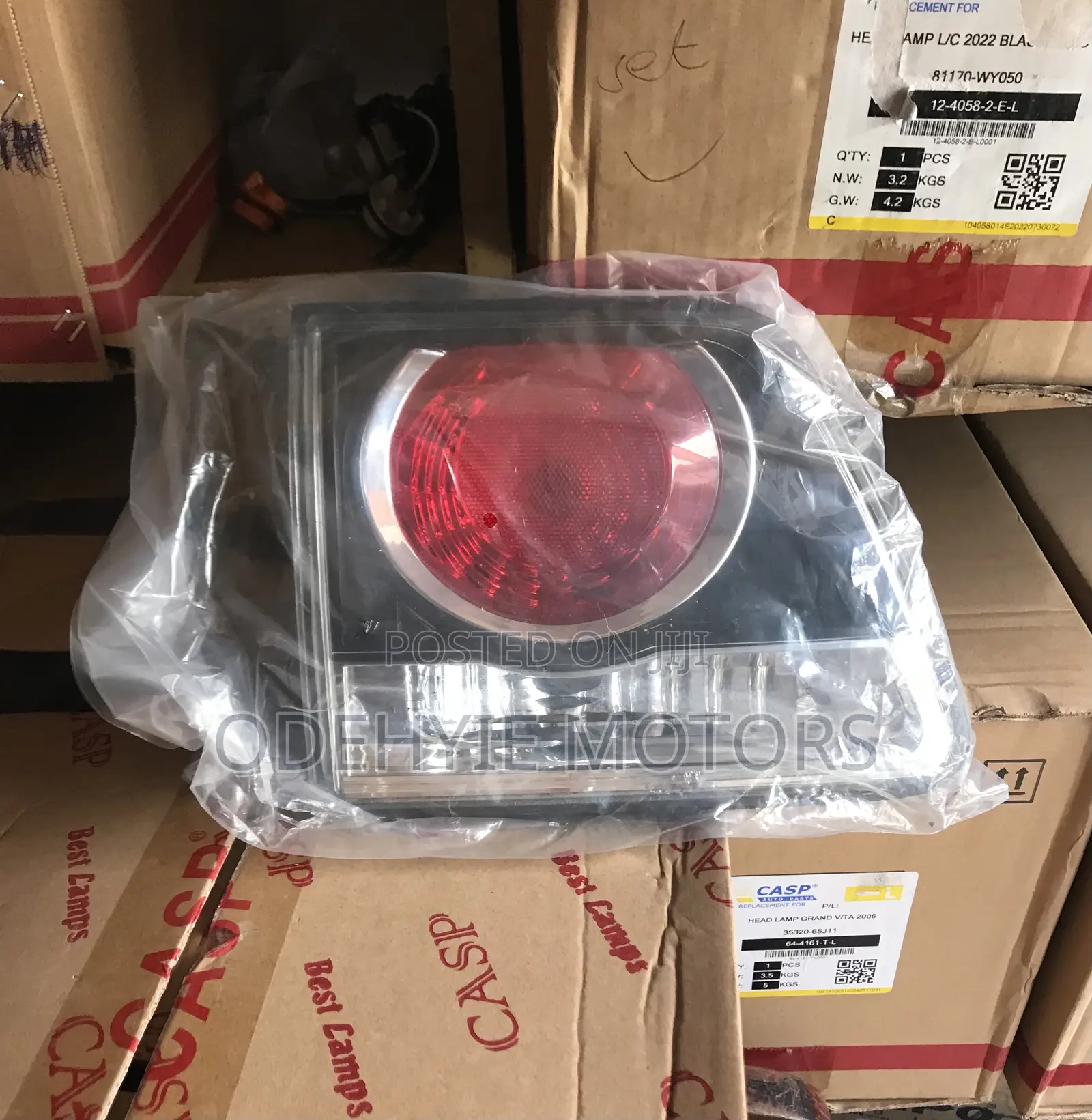 Toyota Fortuner 2011 Booth Light