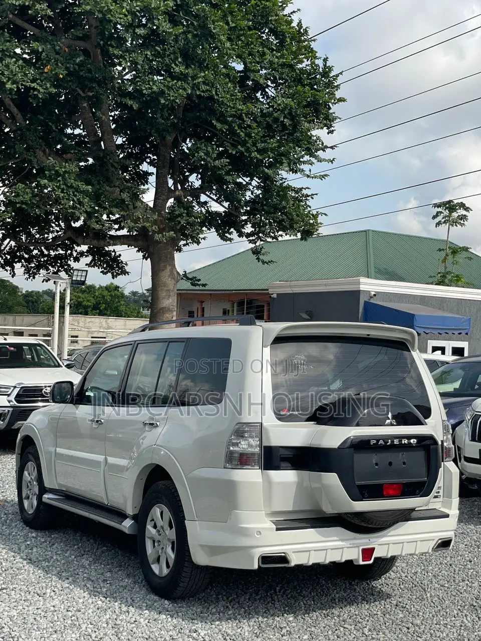 Mitsubishi Pajero V80 3.5 V6 GL/GLS 2017 White