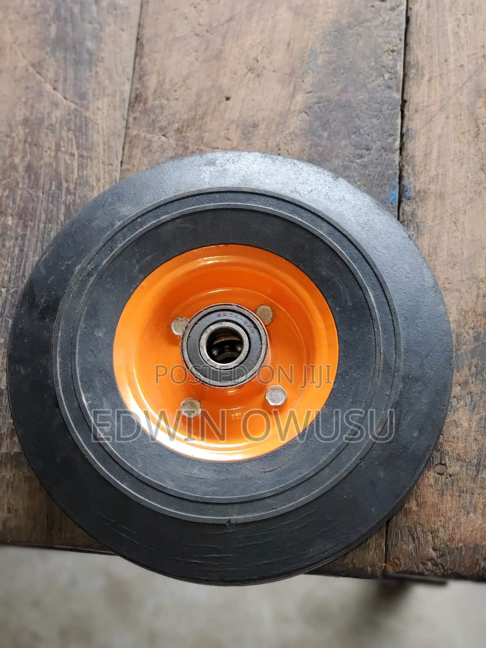 Solid Tyre