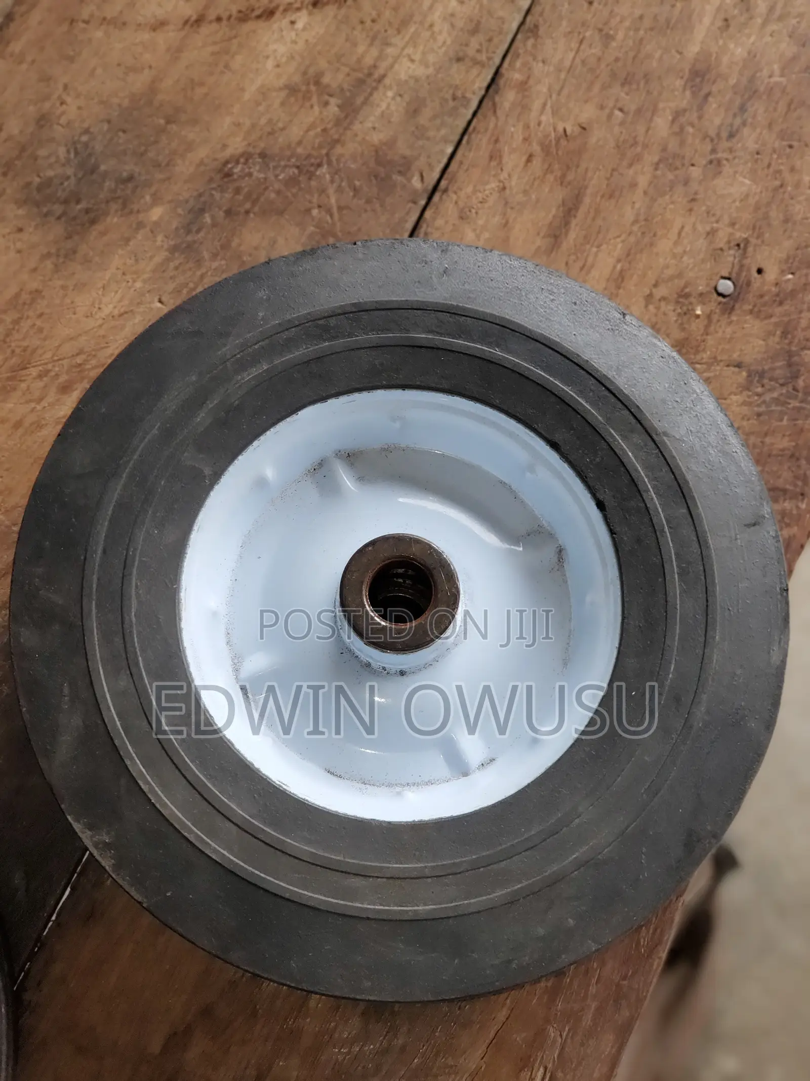 Solid Tyre