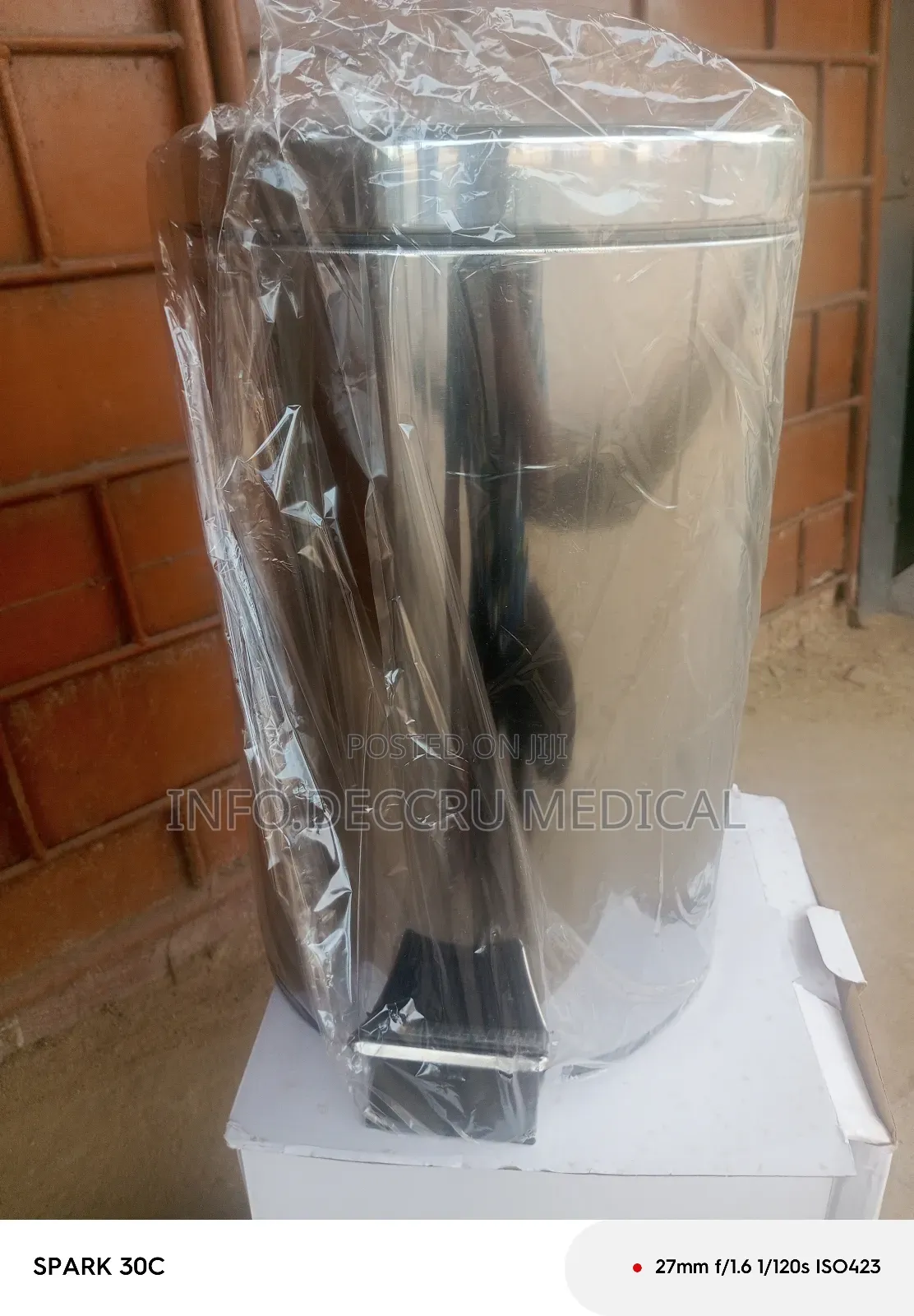 Medical Dustbin 12l