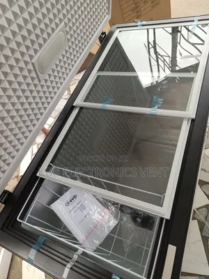 Nova 250ltr Chest Freezer With Glass