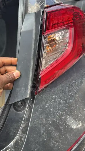 Honda Accord 2018 Taillights Bracket