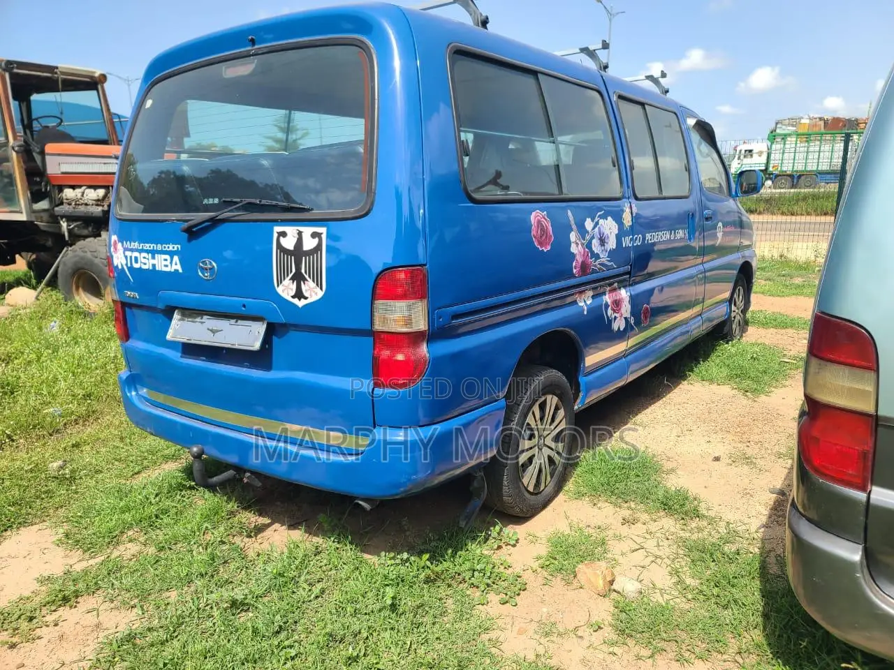 Toyota HiAce 2008 Black
