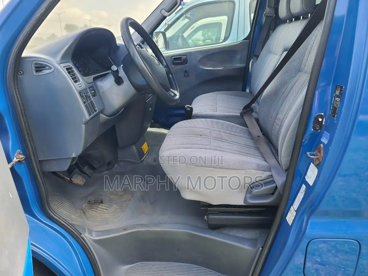 Toyota HiAce 2008 Black