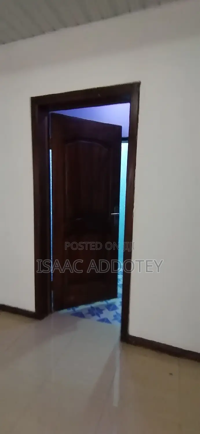 2bdrm Apartment in Classic 2 Bedrm, Spintex for rent