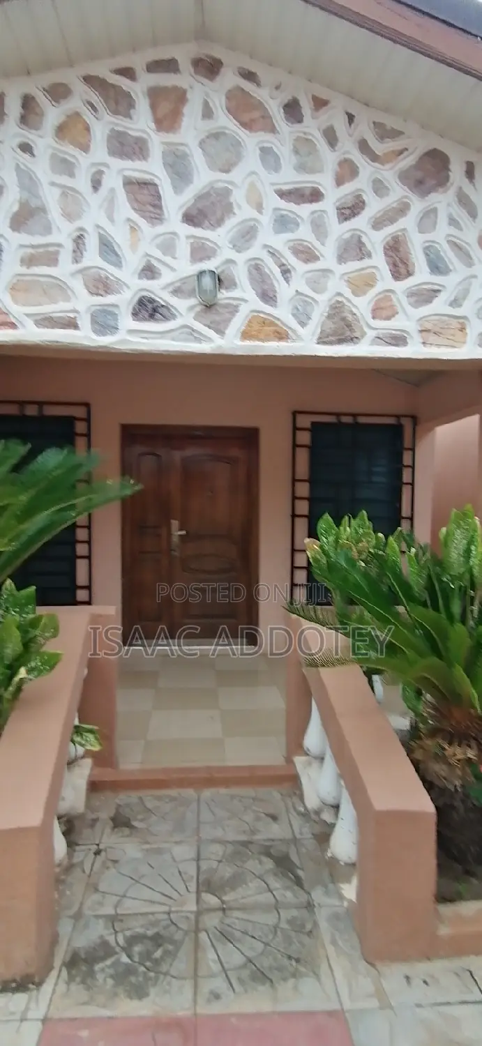 2bdrm Apartment in Classic 2 Bedrm, Spintex for rent