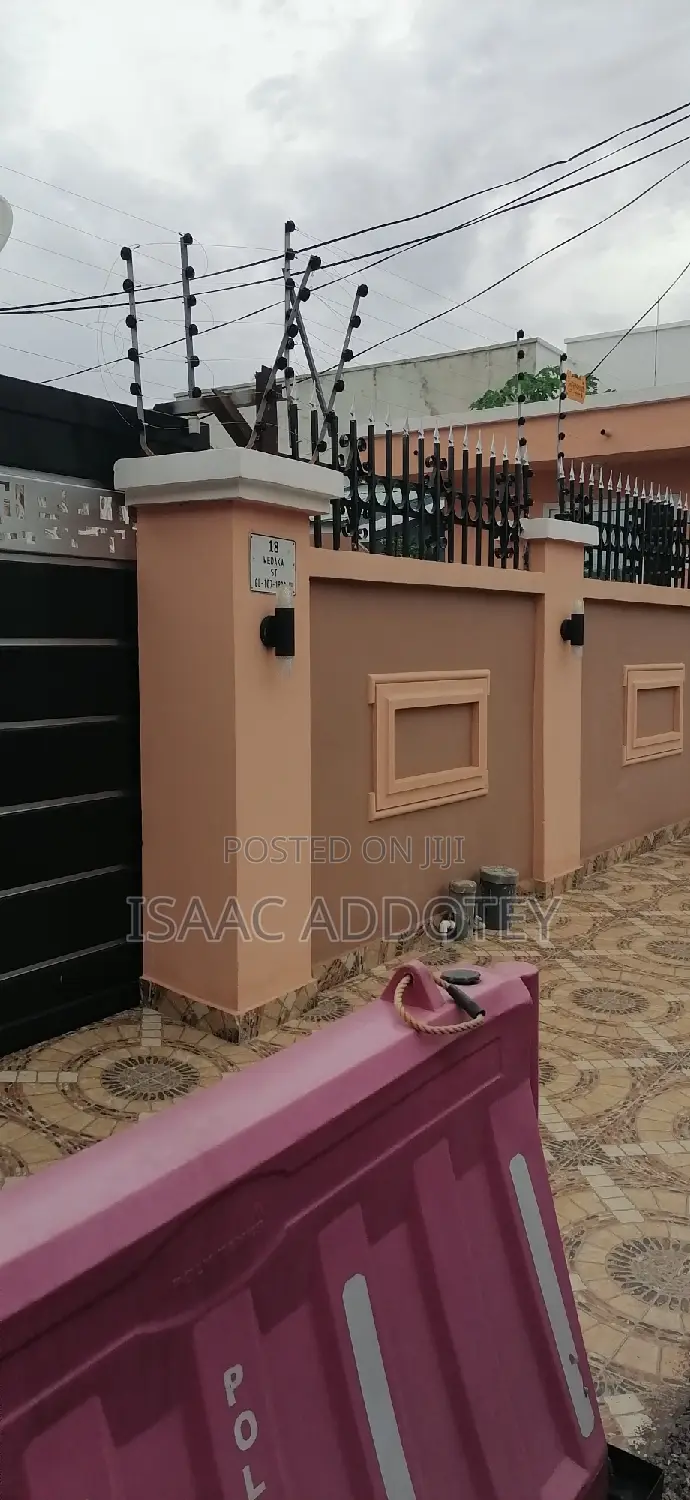 2bdrm Apartment in Classic 2 Bedrm, Spintex for rent
