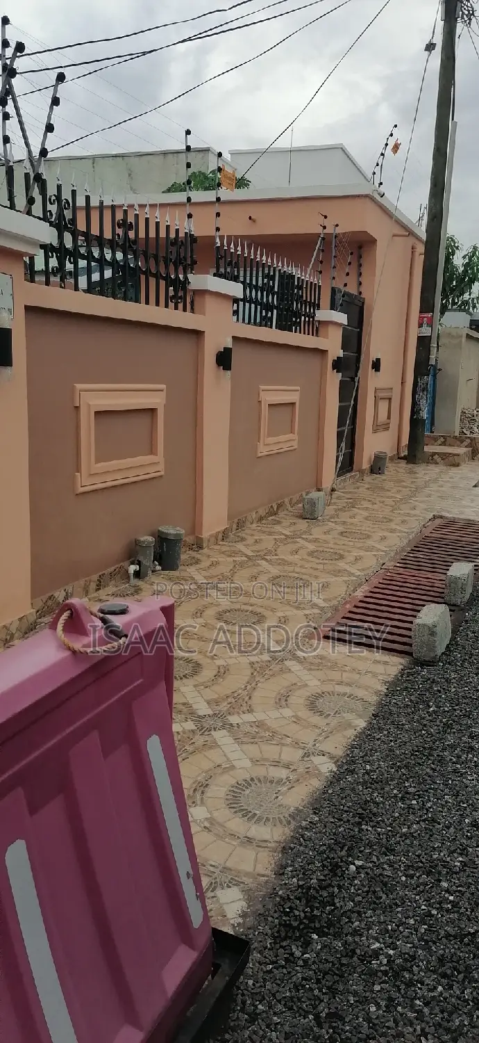 2bdrm Apartment in Classic 2 Bedrm, Spintex for rent