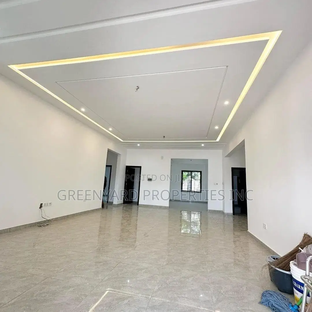 3bdrm House in Lakeside for sale