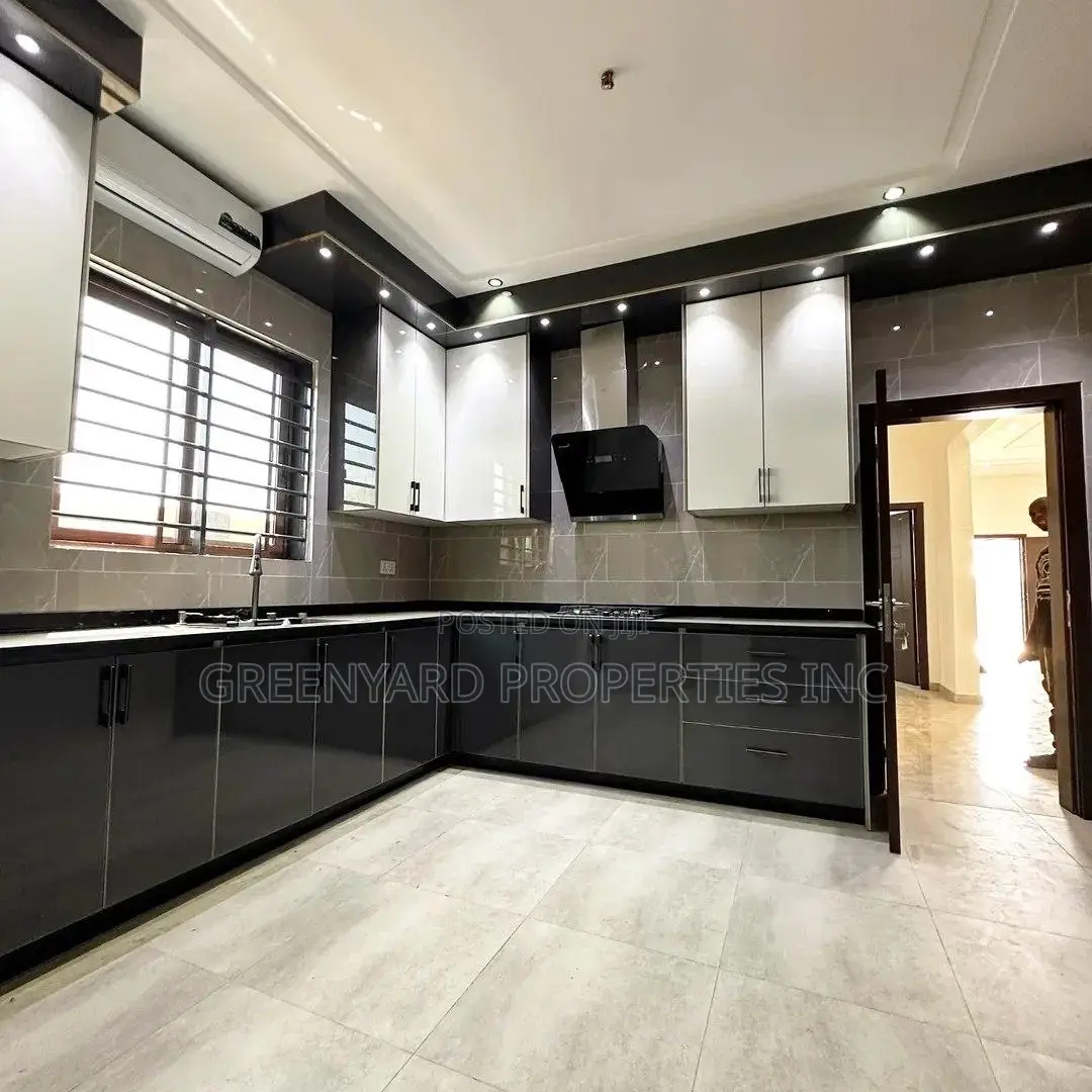 3bdrm House in Lakeside for sale