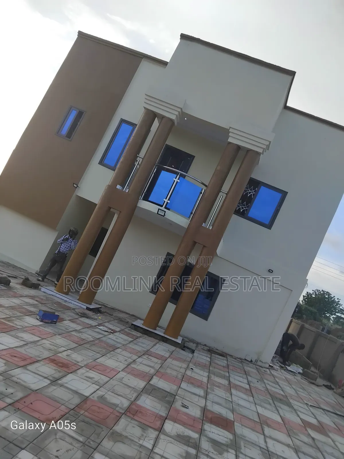 4bdrm Mansion in 4 Bedroom Mansion, Sunyani Municipal for sale