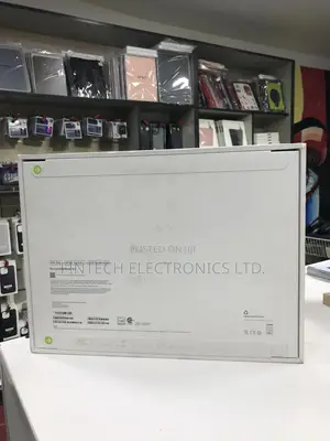 New Laptop Apple MacBook Pro 2024 M4 14-inch 16GB Apple M4 SSD 512GB