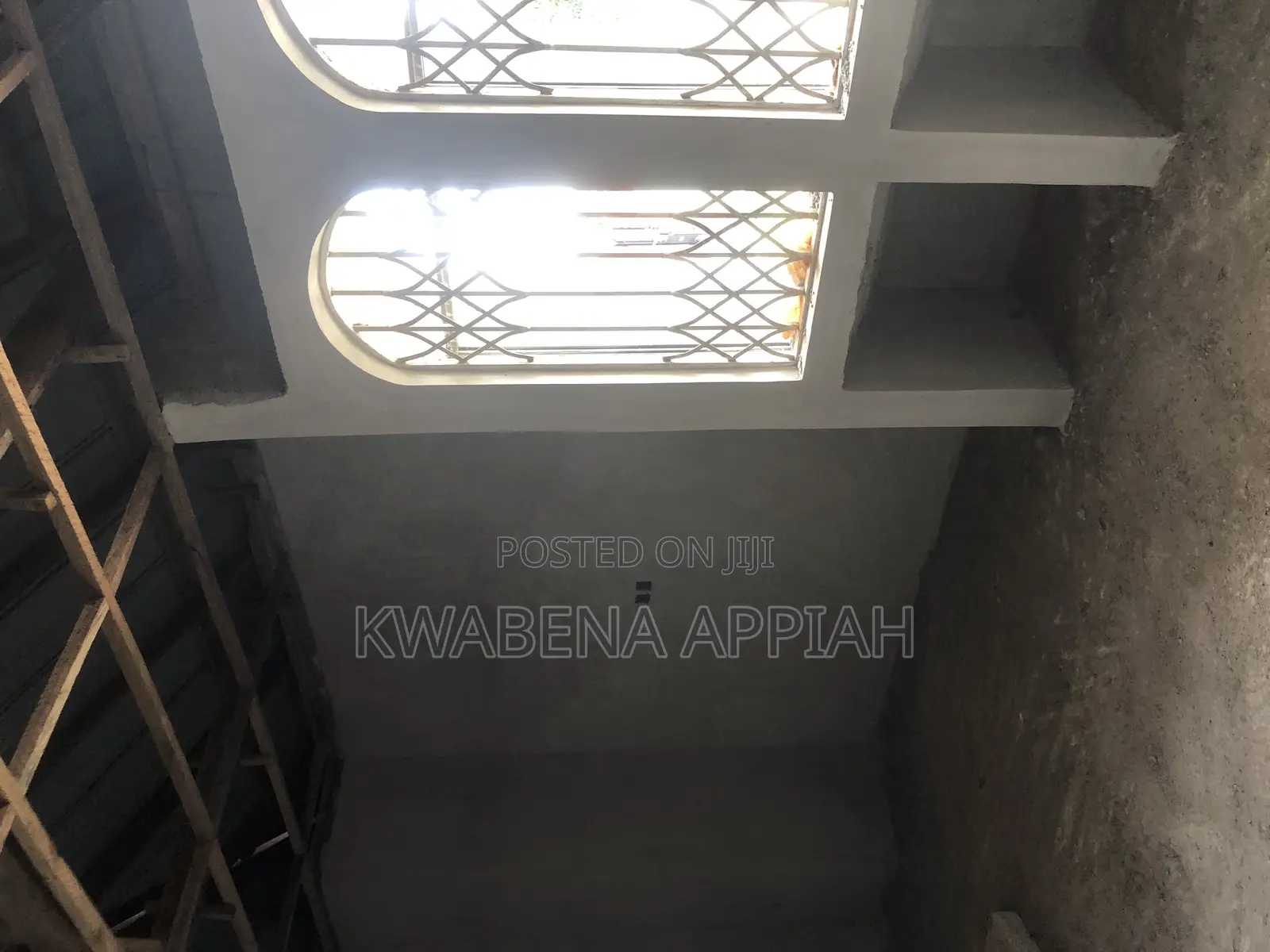 8bdrm Duplex in Mark Estate At, Kumasi Metropolitan for sale