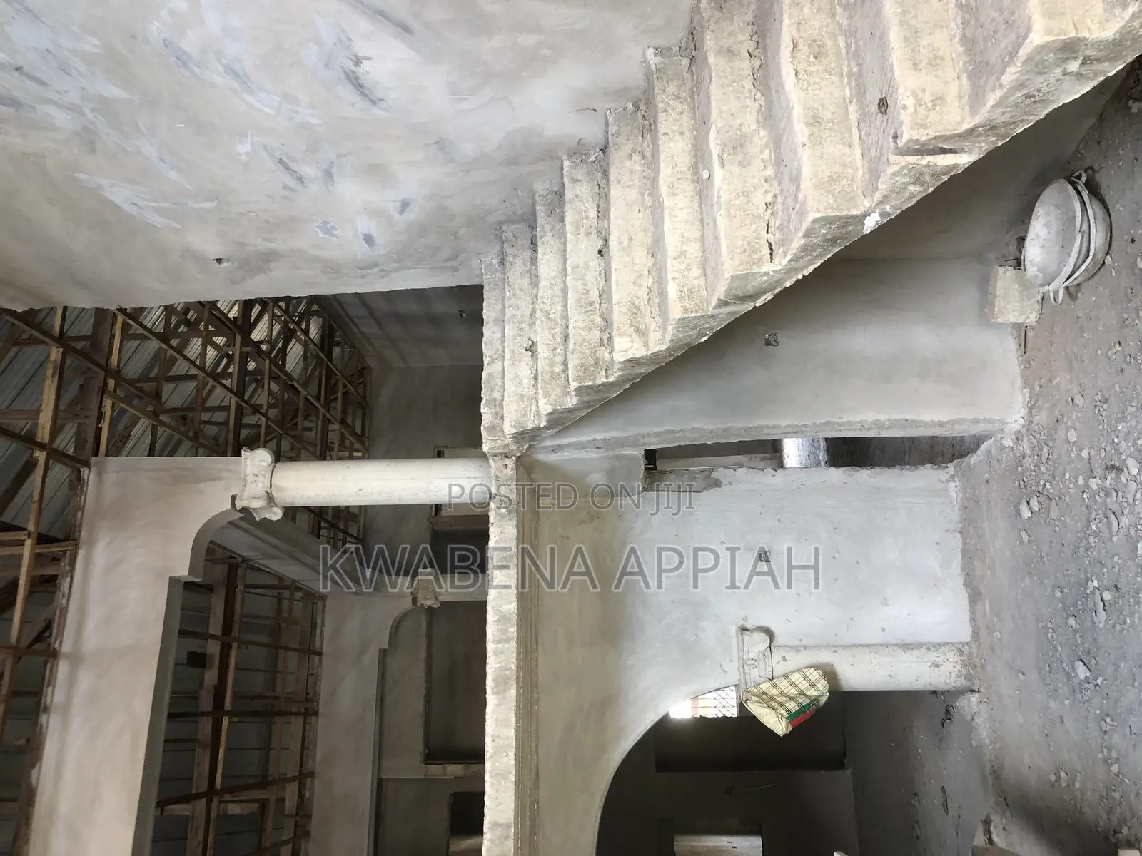 8bdrm Duplex in Mark Estate At, Kumasi Metropolitan for sale