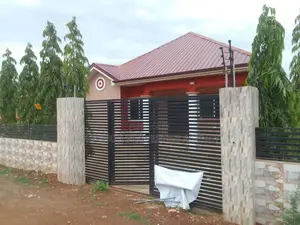 2bdrm House in Com25, Tema Metropolitan for sale