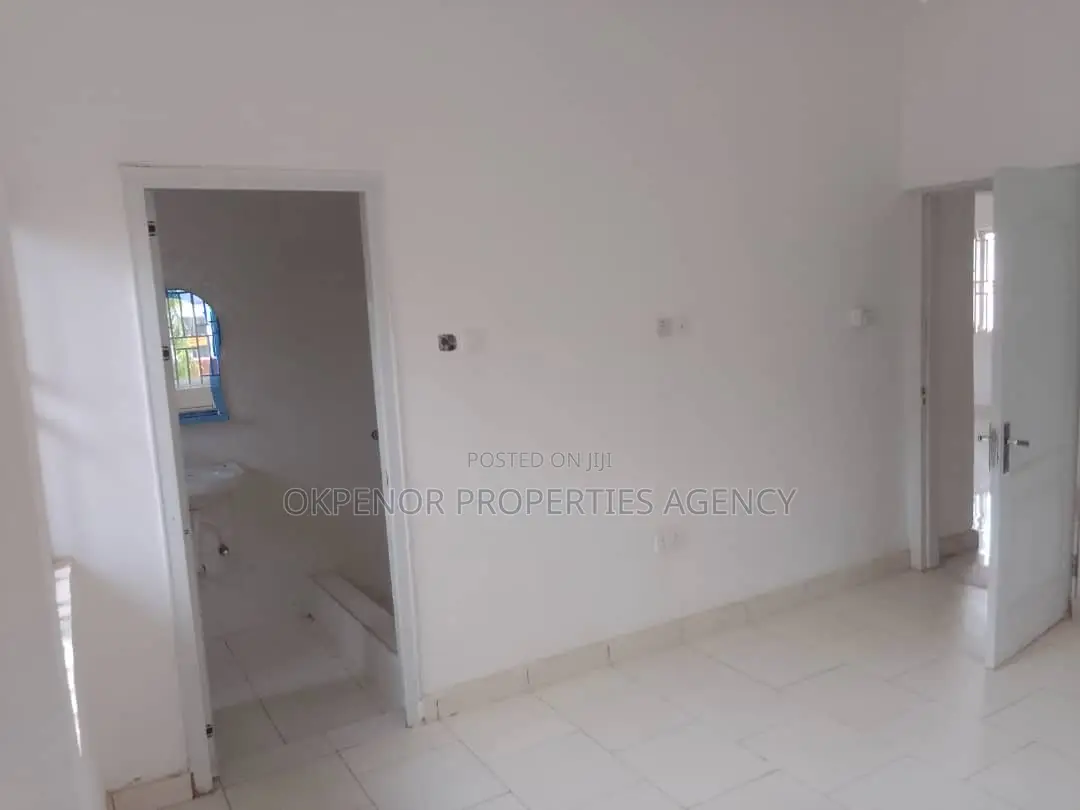 2bdrm House in Com25, Tema Metropolitan for sale