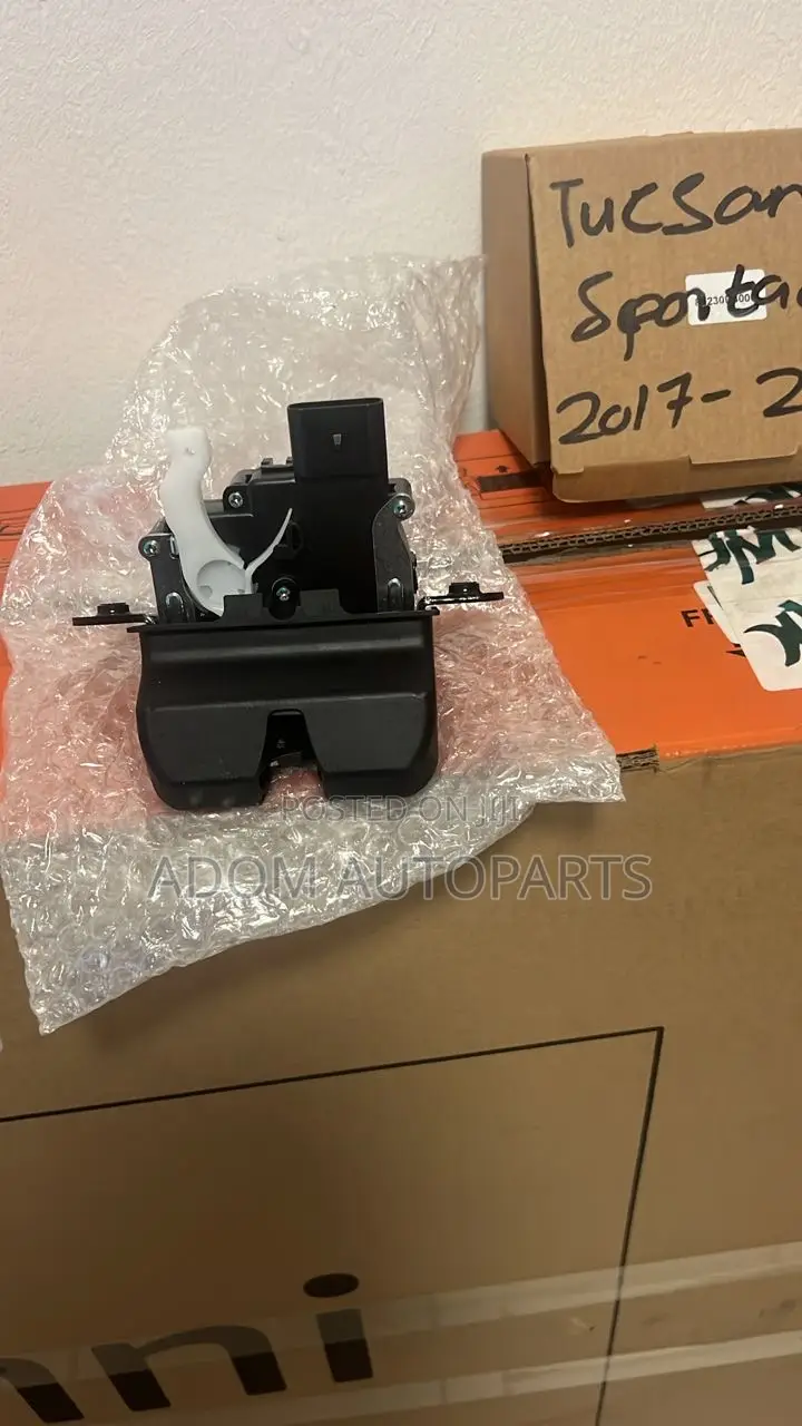 Hyundai Tucson Boot Lock