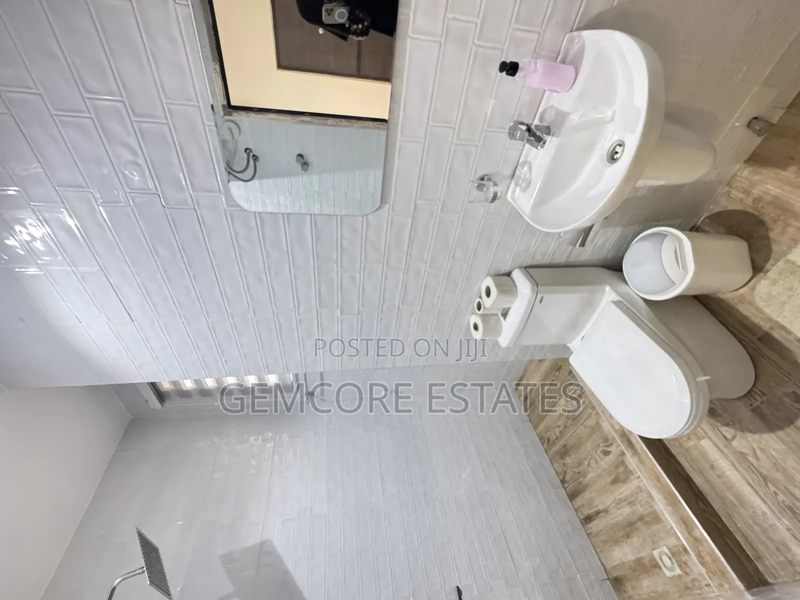 Furnished 2bdrm Townhouse / Terrace in East Legon Hills, Ashaley Botwe