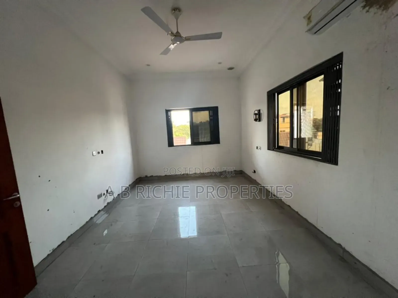 5bdrm House in Ab Richie Properties, Dzorwulu for rent