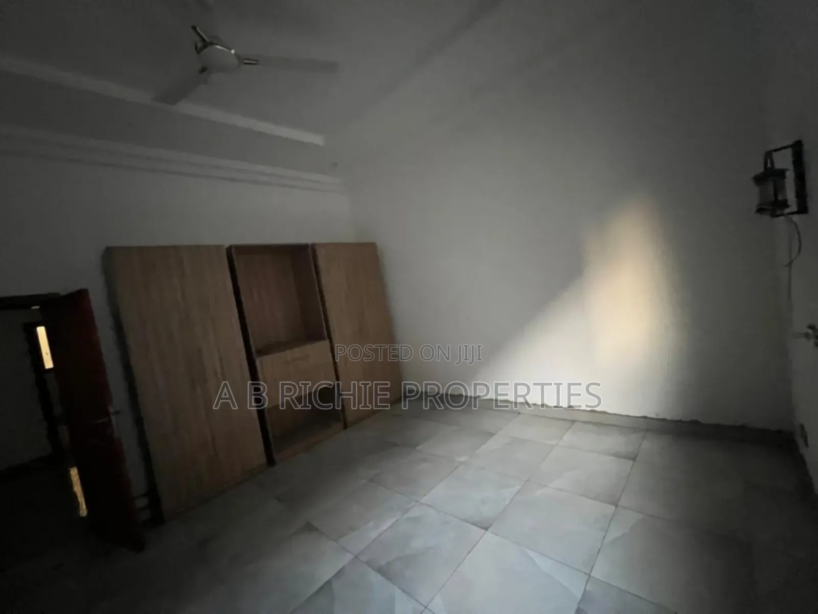 5bdrm House in Ab Richie Properties, Dzorwulu for rent